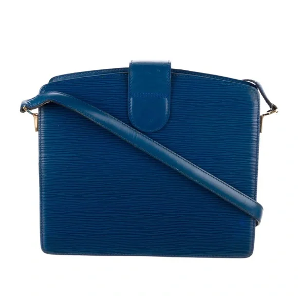 Louis Vuitton Epi Capucines Handbag - Picture 6 of 12